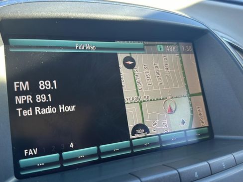 Used 2010 Buick LaCrosse CXS image 35