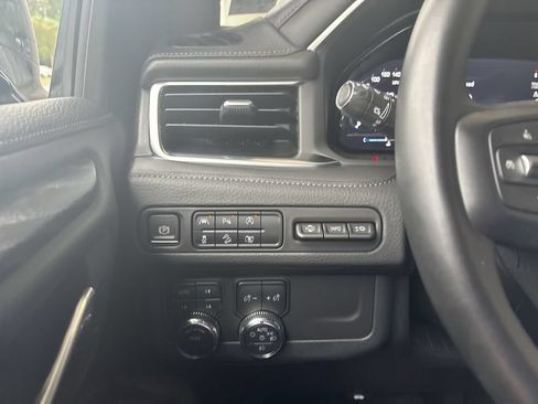 Certified 2024 GMC Yukon XL Denali AWD/4WD image 18