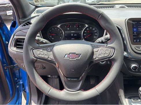 Used 2024 Chevrolet Equinox RS AWD/4WD image 19