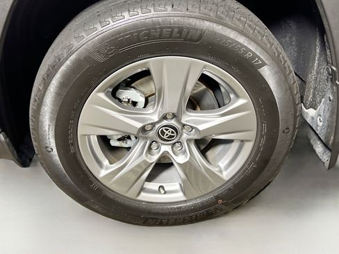 Used 2024 Toyota RAV4 XLE image 14