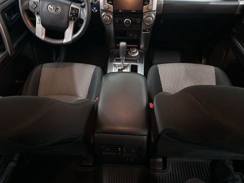 Used 2022 Toyota 4Runner SR5 AWD/4WD image 53