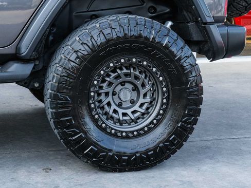 Used 2021 Jeep Wrangler Unlimited Rubicon AWD/4WD image 21