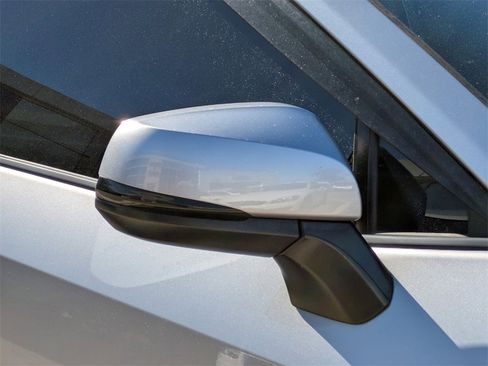 Used 2023 Toyota RAV4 XLE image 12