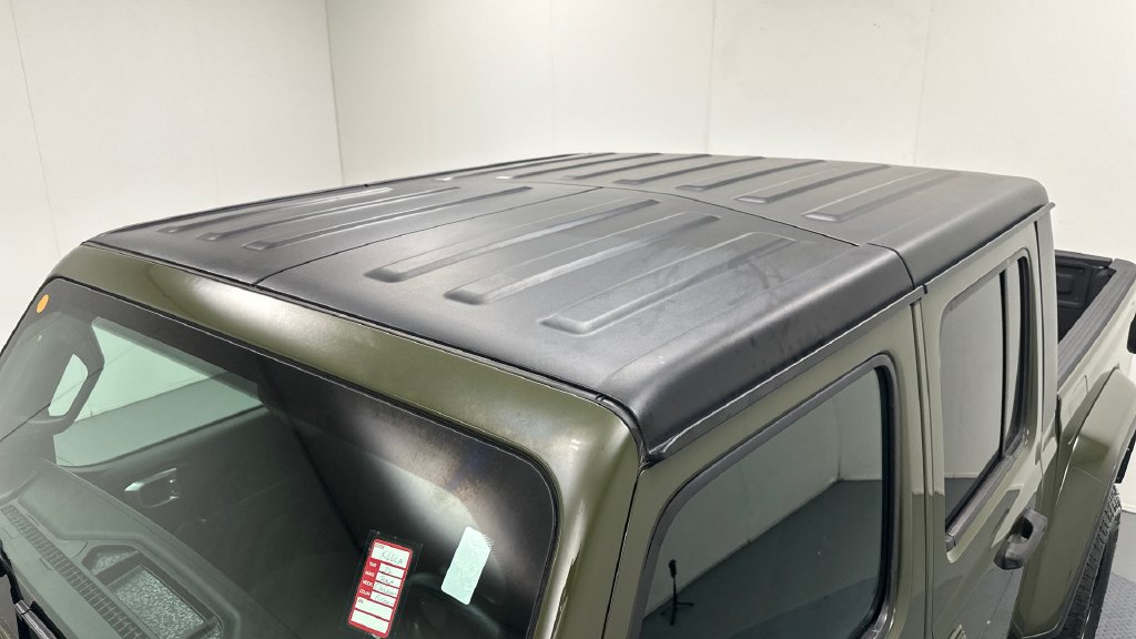 Used 2022 Jeep Gladiator Sport AWD/4WD image 12