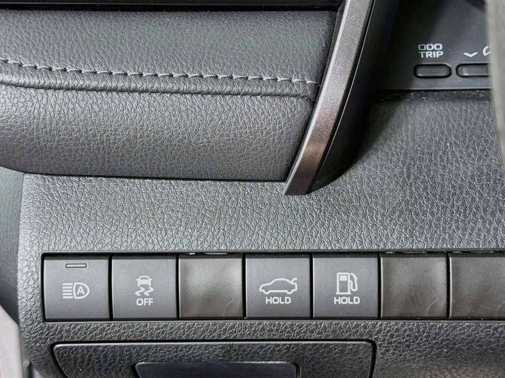 Used 2023 Toyota Camry LE FWD image 15