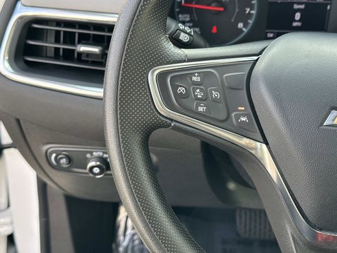 Used 2024 Chevrolet Equinox LS w/ Driver Confidence II Package image 6