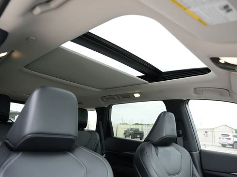 New 2027 INFINITI QX60 Luxe w/ Cargo Package FWD image 23