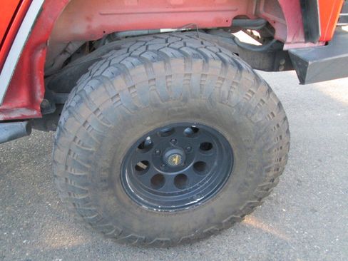 Used 2009 Jeep Wrangler Unlimited X w/ Trailer Tow Group AWD/4WD image 14
