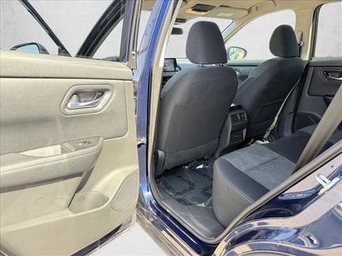 Used 2024 Nissan Rogue SV FWD image 20