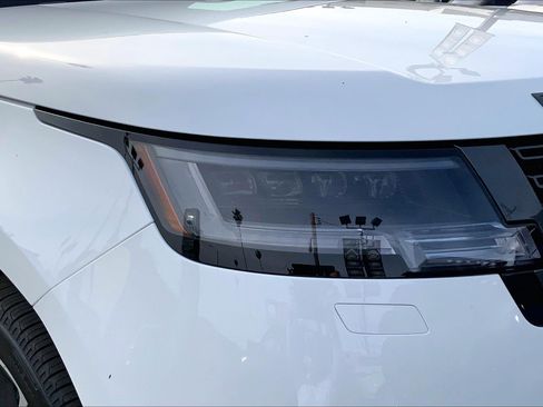 New 2026 Land Rover Range Rover SE AWD/4WD image 16