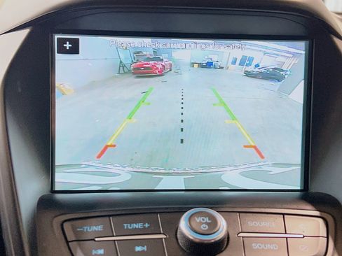 Used 2019 Ford Escape SE FWD image 9