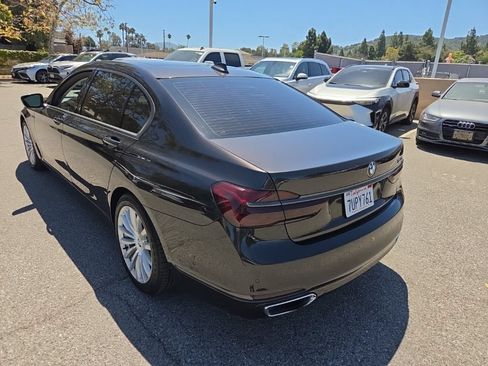 Used 2016 BMW 740i RWD image 3