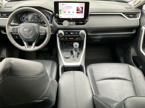 Used 2024 Toyota RAV4 XLE Premium image 12