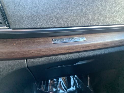 Used 2023 Audi Q5 e Premium w/ Convenience Package image 15