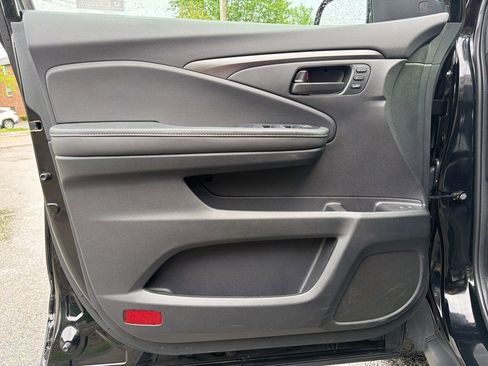 Used 2023 Honda Passport EX-L image 12