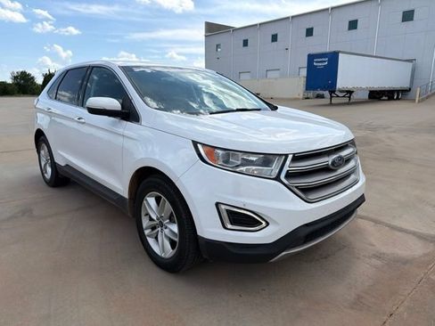 Used 2016 Ford Edge SEL w/ Equipment Group 201A FWD image 4