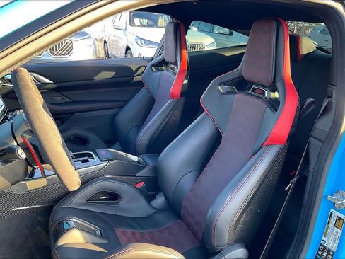 Used 2025 BMW M4 CS image 27