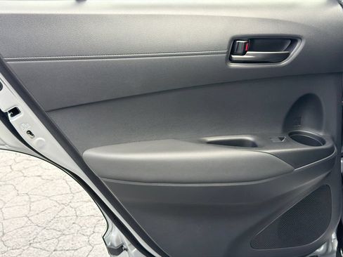 New 2026 Toyota Corolla Cross LE w/ Moonroof Package FWD image 19