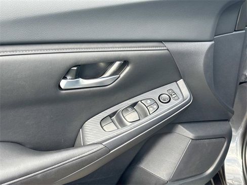 New 2025 Nissan Sentra SV image 20