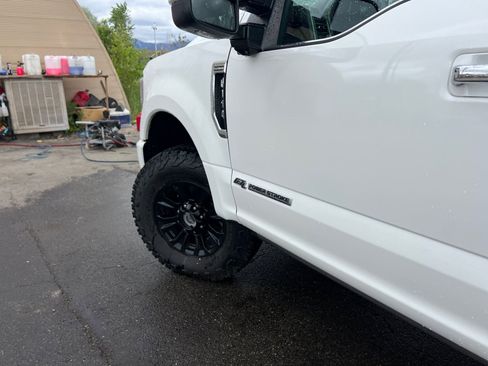 Used 2020 Ford F350 Platinum AWD/4WD image 40