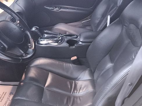 Used 2002 Chrysler Prowler RWD image 11