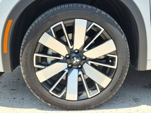 Used 2025 Mitsubishi Outlander SEL FWD image 30