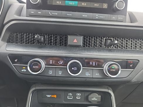 Used 2023 Honda CR-V EX image 16