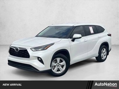 Certified 2024 Toyota Highlander LE