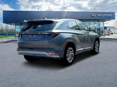 New 2025 Hyundai Tucson Limited FWD image 7