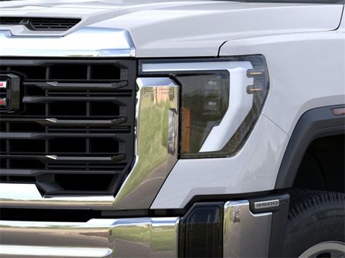 New 2025 GMC Sierra 3500 Pro w/ Convenience Package image 10