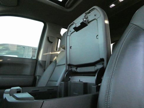 Used 2020 GMC Sierra 1500 SLT w/ SLT Premium Plus Package image 39