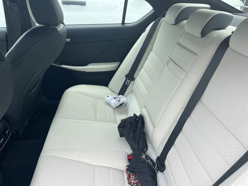 New 2022 Lexus IS 350 F Sport image 9