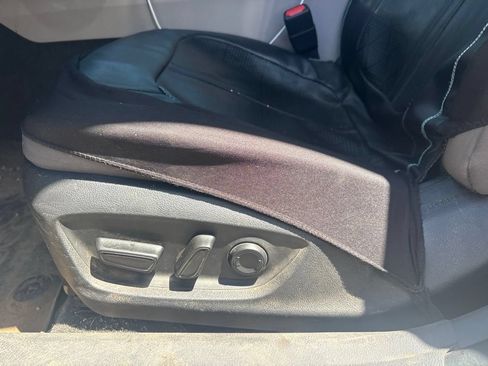 Used 2022 Toyota Camry LE FWD image 6
