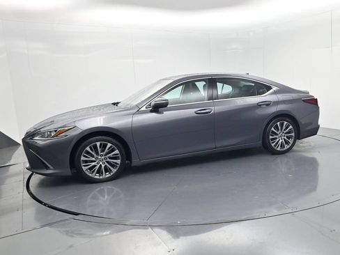 Used 2019 Lexus ES 350 w/ Premium Package FWD image 4