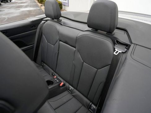 Used 2021 BMW 430i Convertible w/ Premium Package image 19