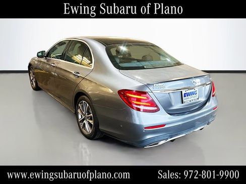 Used 2018 Mercedes-Benz E 400 4MATIC Sedan image 5