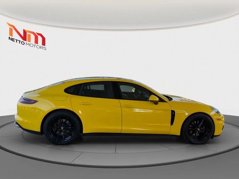 Used 2018 Porsche Panamera 4 image 6