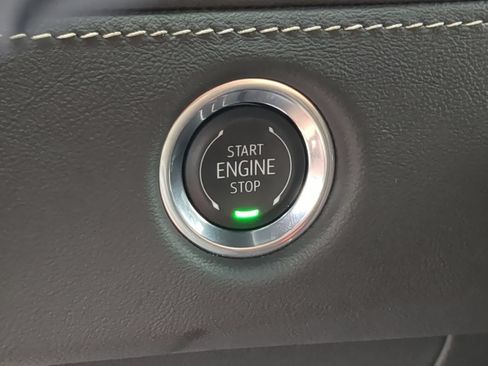 Certified 2025 Cadillac Escalade Sport AWD/4WD image 16
