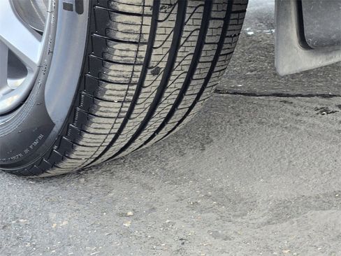 Used 2023 BMW X3 xDrive30i w/ Premium Package image 12