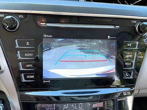 Used 2017 Toyota Prius V Four FWD image 13