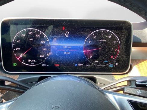 Used 2023 Mercedes-Benz C 300 4MATIC Sedan image 11