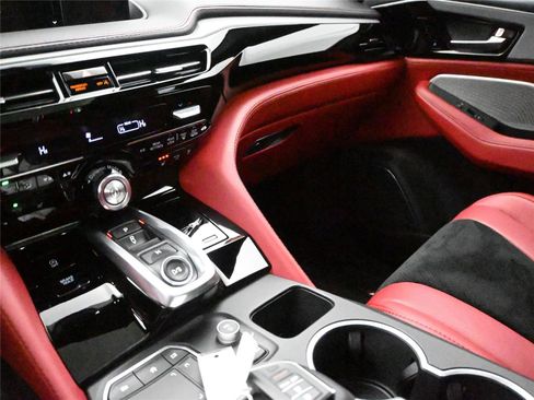 Certified 2023 Acura MDX A-Spec image 4