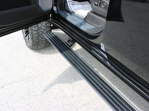 Used 2024 GMC Sierra 2500 Denali w/ Denali Reserve Package image 21