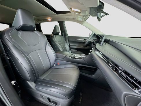 Used 2023 INFINITI QX60 Luxe image 26