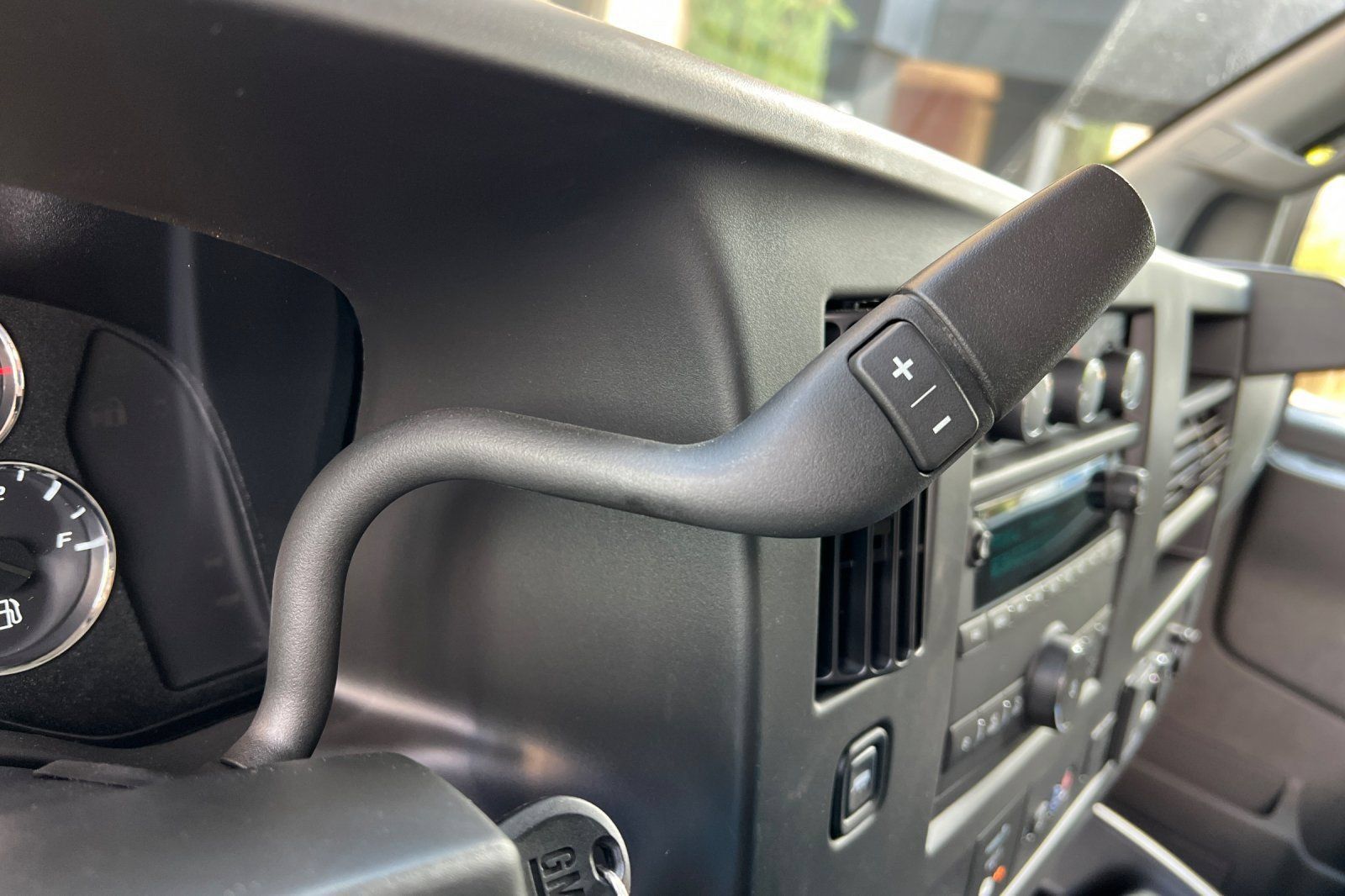 Used 2023 Chevrolet Express 3500 Extended w/ Driver Convenience Package RWD image 20