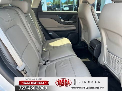 Certified 2024 Lincoln Corsair Reserve w/ Equipment Group 201A AWD/4WD image 17