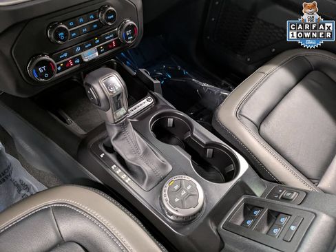 Used 2025 Ford Bronco Outer Banks AWD/4WD image 15