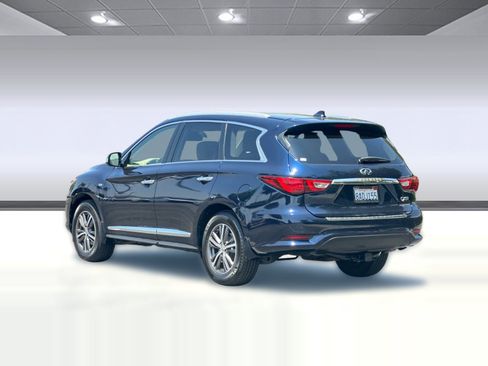 Used 2017 INFINITI QX60 FWD w/ Premium Plus Package image 3