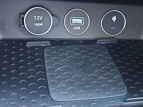 Certified 2026 Genesis G70 2.5T Prestige RWD image 29