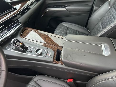 Used 2021 Cadillac Escalade ESV Sport Platinum image 20